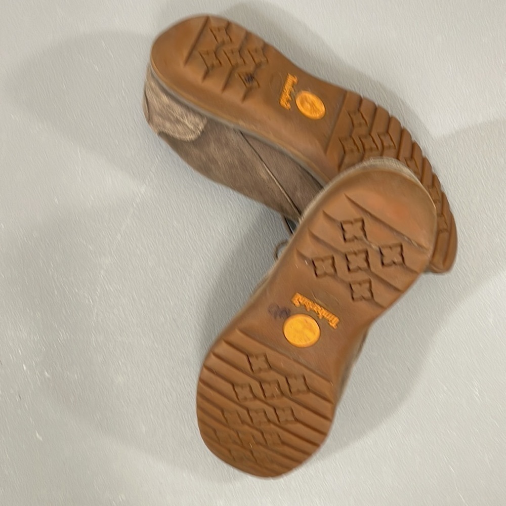 Timberland Suede Finish Oxford. Size 9.5. - Picture 15 of 16